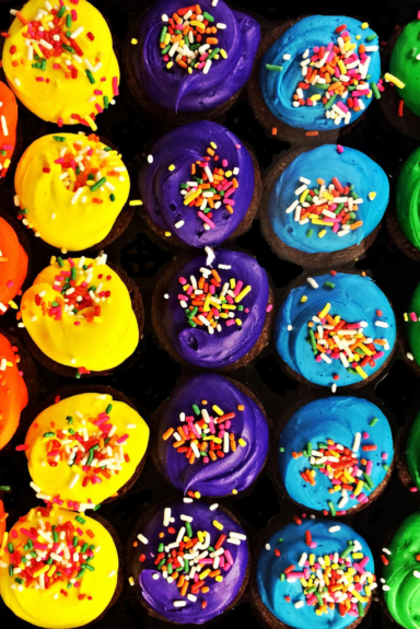 https://shamelessmom.com/wp-content/uploads/2016/04/cupcakes.jpg