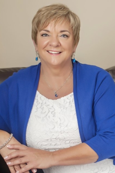 https://shamelessmom.com/wp-content/uploads/2019/11/headshot-2016.jpg