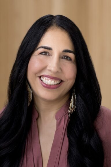 https://shamelessmom.com/wp-content/uploads/2023/12/Copy-of-005_Tanmeet_Sethi_by_Jenny_Jimenez-Tanmeet-Sethi.jpg.jpg